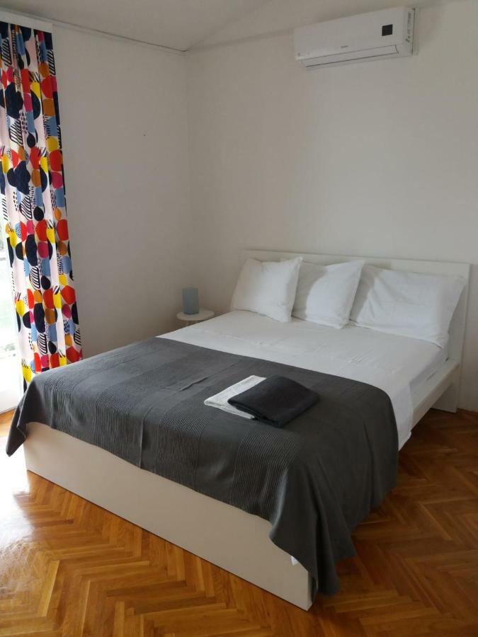 Apartments Villa Karme ブレラ エクステリア 写真