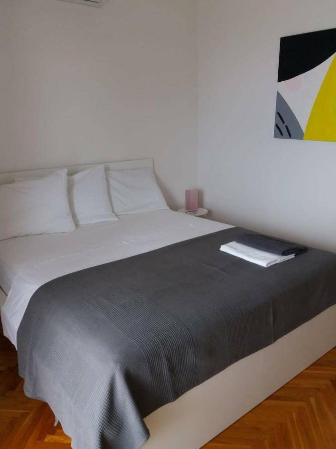 Apartments Villa Karme ブレラ エクステリア 写真